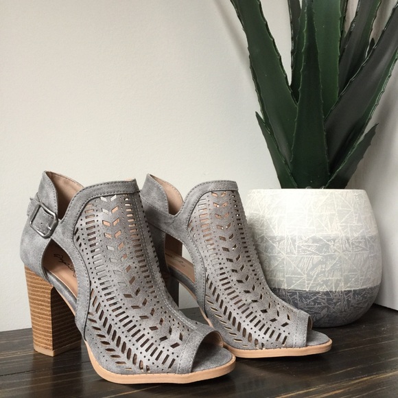 Qupid Shoes - Peep Toe Bootie